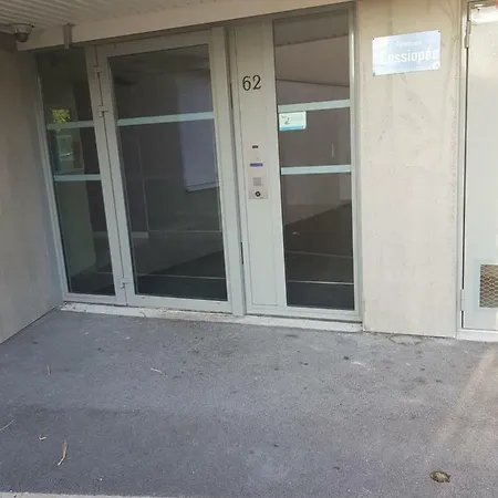 F2 Avec Jardin Et Jacuzzi * Reims