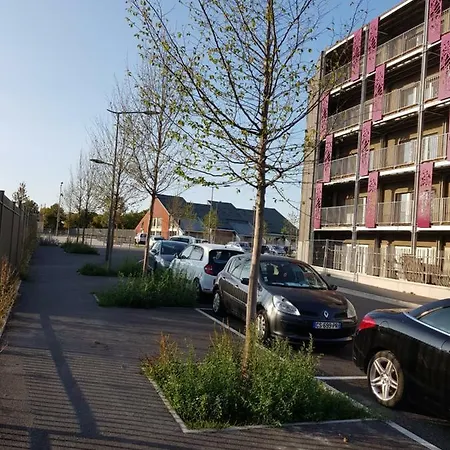 F2 Avec Jardin Et Jacuzzi Apartment