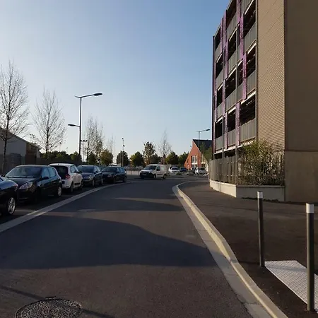 F2 Avec Jardin Et Jacuzzi Apartment Reims